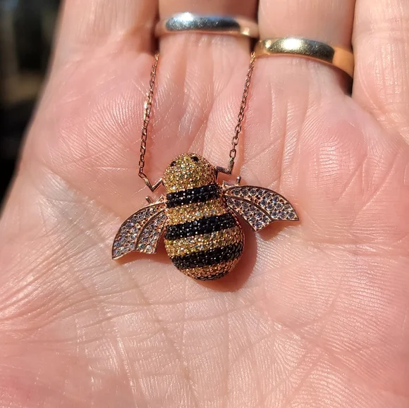 Citrine Topaz & Onyx ADORABLE 🐝 bee necklace by Avelon - Picture 7 of 8